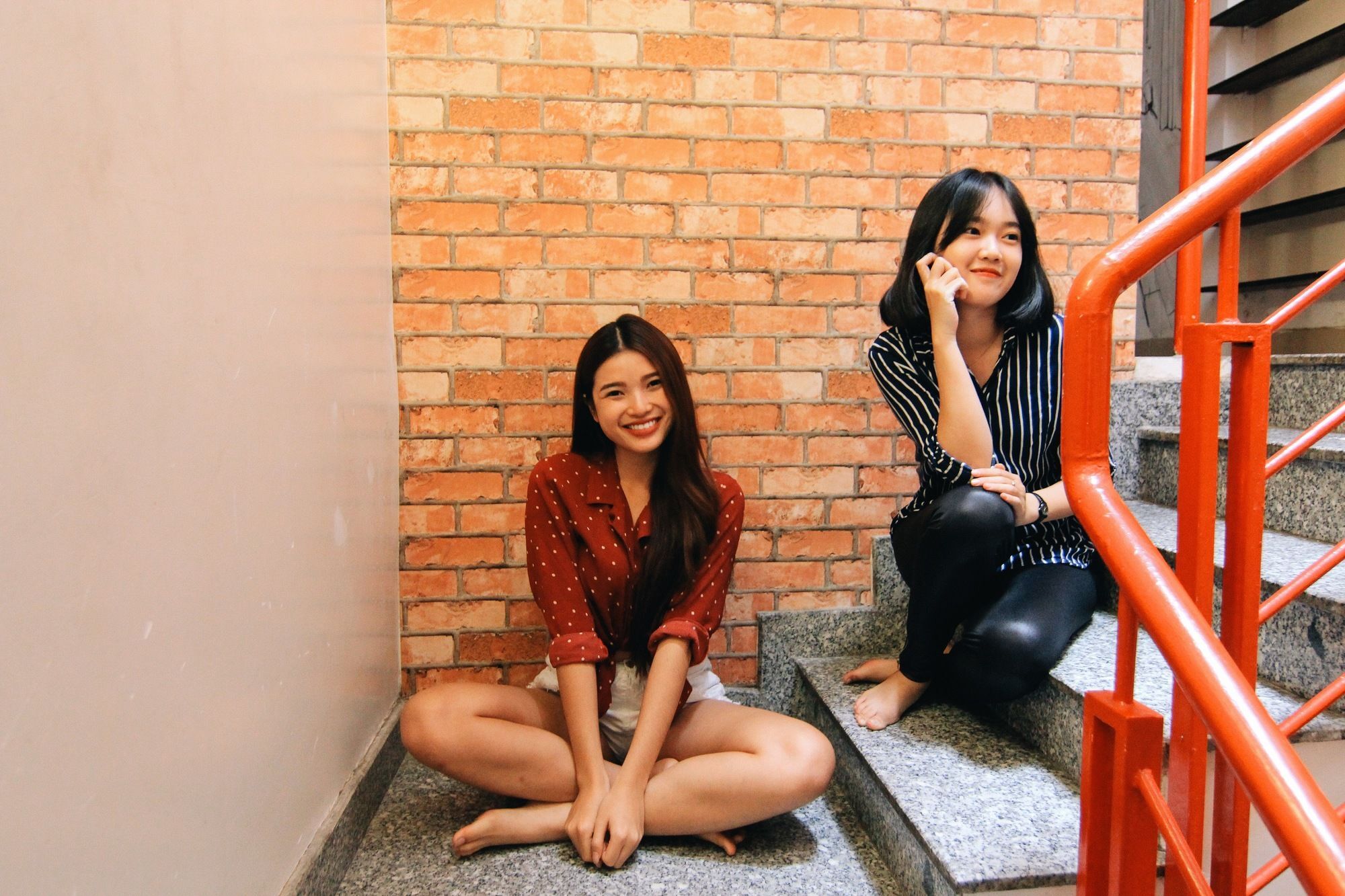 Wanderlust Saigon Hostel & Rooftop Bar Ho Chi Minh-staden Exteriör bild
